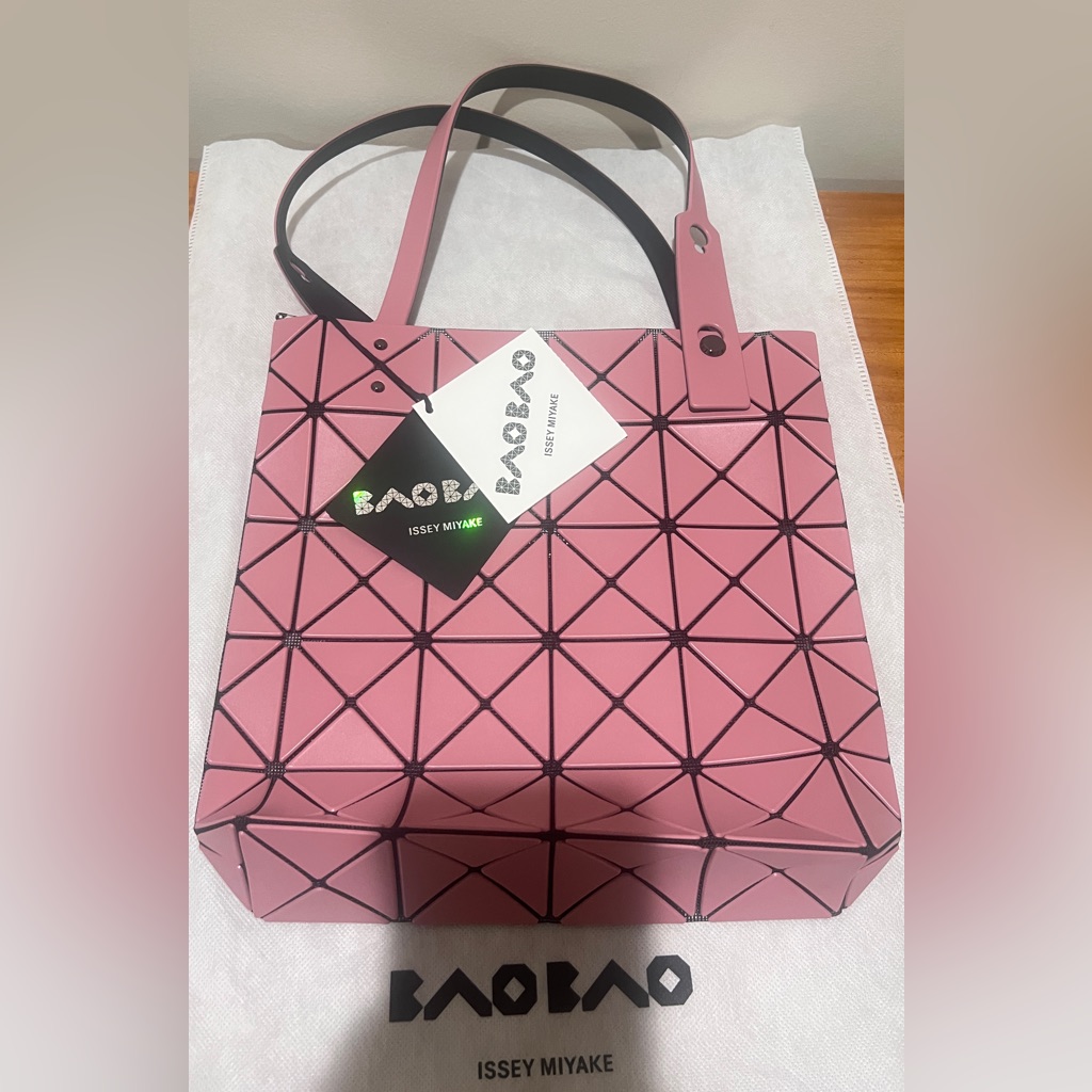 Brand New Baobao Issey Miyake Matte Pink Lucent Geometric Tote Bag Brand New Baobao Issey Miyake Matte Pink Lucent Geometric Tote Bag
